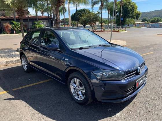 VOLKSWAGEN POLO 1.0 200 TSI COMFORTLINE AUTOMÁTICO VOLKSWAGEN POLO 1.0 200 TSI COMFORTLINE AUTOMÁTICO